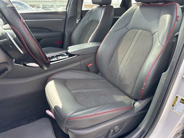 Hyundai Sonata Sel Plus In Hollywood Fl | Kmhl44J29Pa271194 | Toyota Of Hollywood'S Amazinn Used Cars - Thumbnail 11