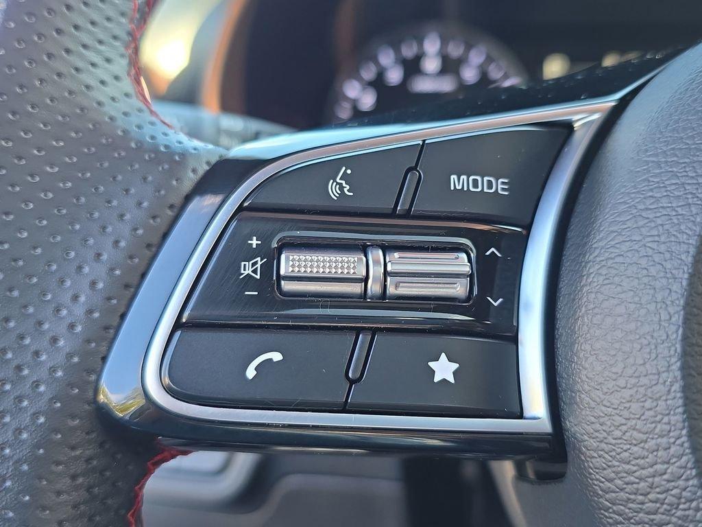 Kia Forte Gt With Navigation - Thumbnail 16