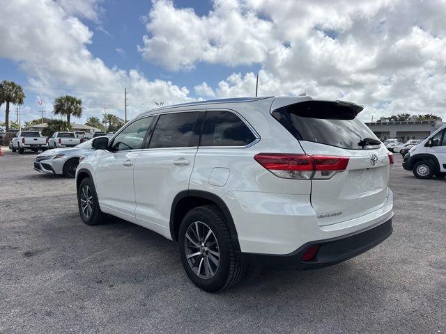 Toyota Highlander Se In Hollywood Fl | 5Tdkzrfh2Hs512268 | Toyota Of Hollywood'S Amazinn Used Cars - Thumbnail 5