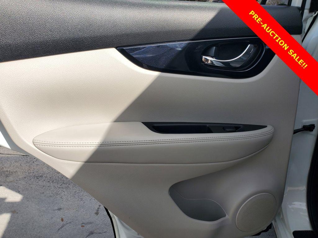 Nissan Rogue Sport Sl In Hollywood Fl | Jn1Bj1Cp1Kw213983 | Toyota Of Hollywood'S Amazinn Used Cars - Thumbnail 11