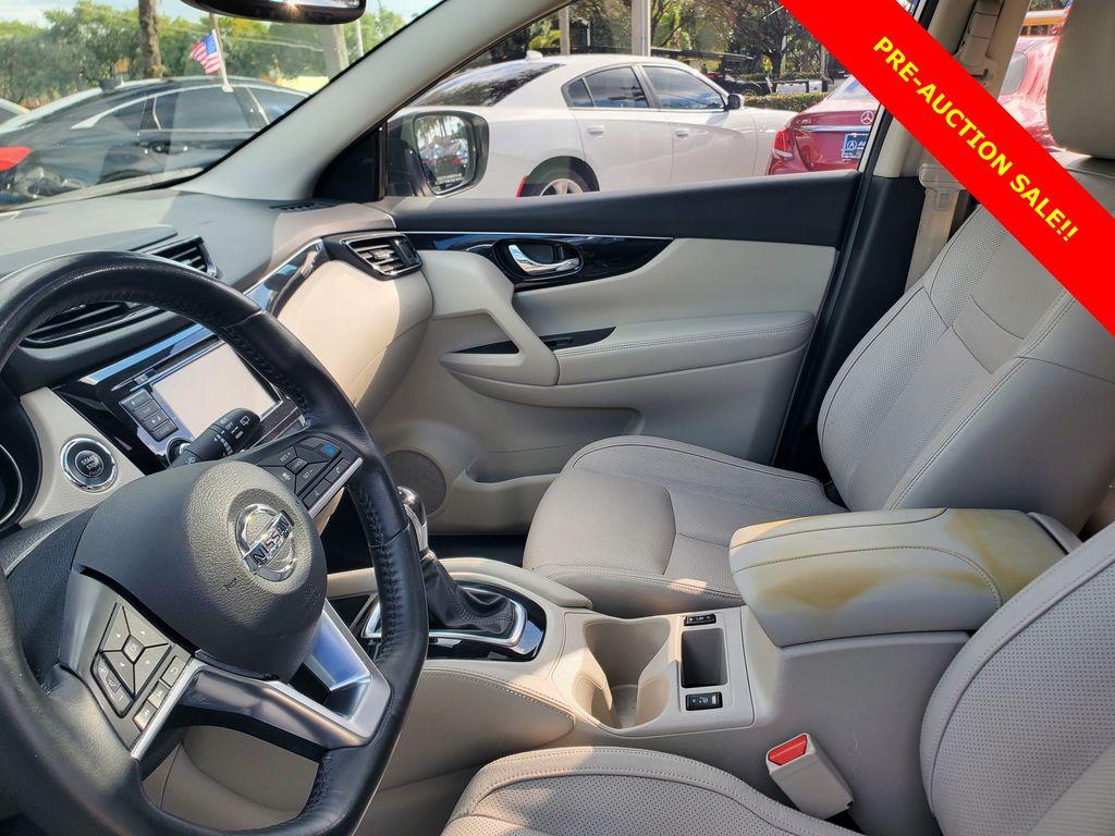 Nissan Rogue Sport Sl In Hollywood Fl | Jn1Bj1Cp1Kw213983 | Toyota Of Hollywood'S Amazinn Used Cars - Thumbnail 13