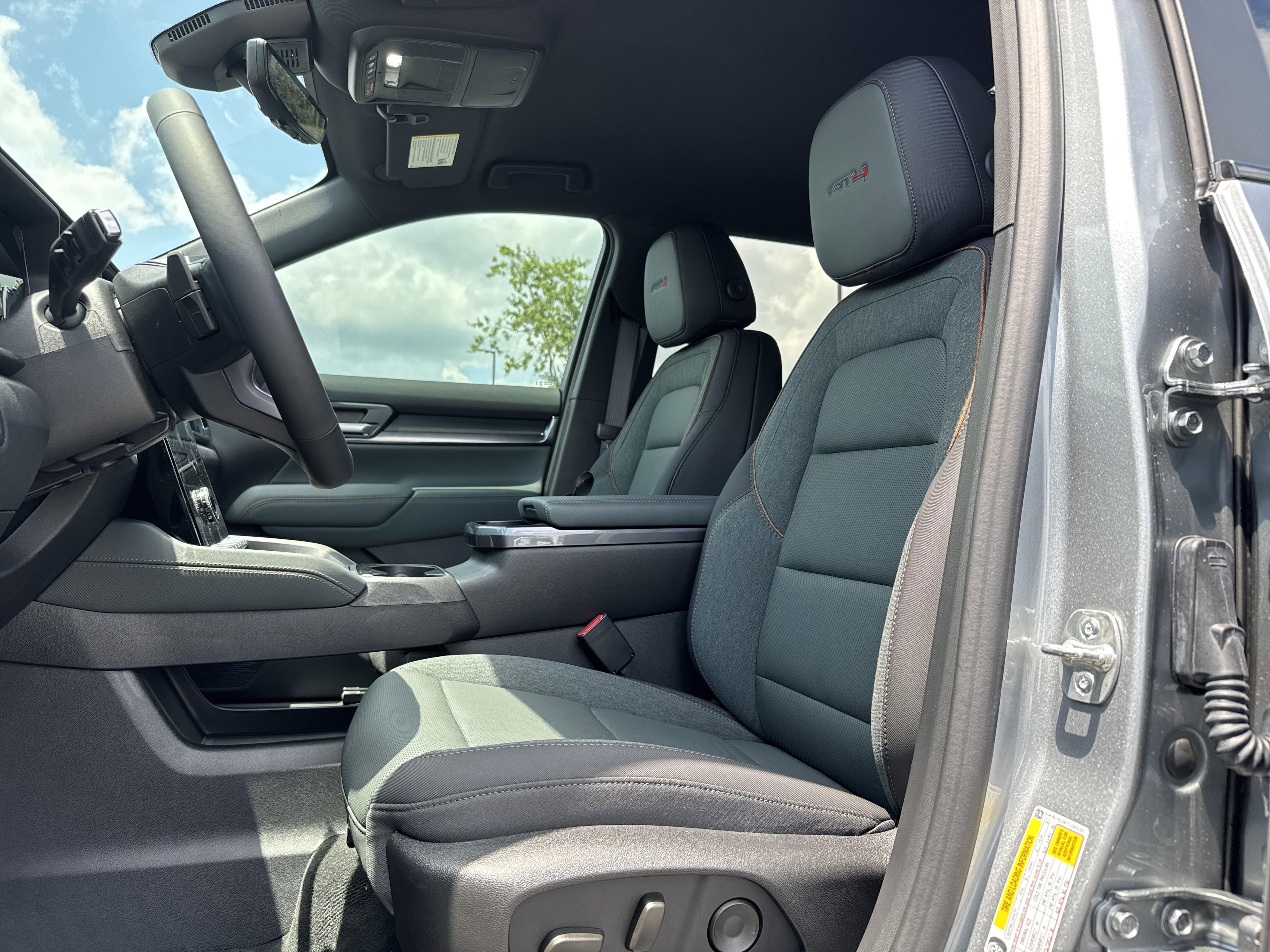 GMC Terrain At4 All Wheel Drive Suv - Thumbnail 15