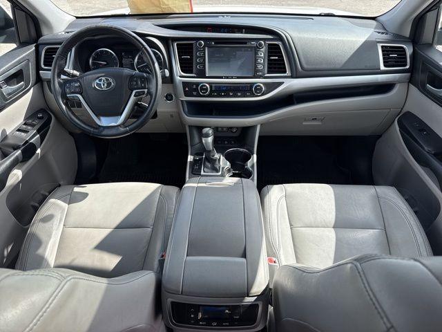 Toyota Highlander Xle In Hollywood Fl | 5Tdjzrfh6Hs516108 | Toyota Of Hollywood'S Amazinn Used Cars - Thumbnail 17