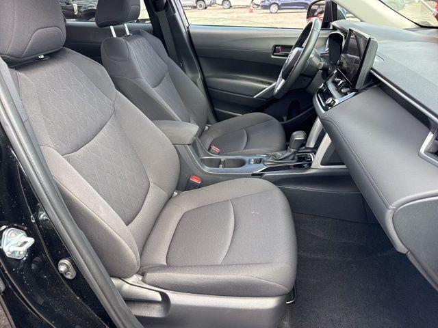 Toyota Corolla Cross Le In Hollywood Fl | 7Mubaaag4Rv088445 | Toyota Of Hollywood'S Amazinn Used Cars - Thumbnail 13