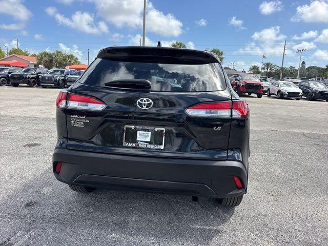 Toyota Corolla Cross Le In Hollywood Fl | 7Mubaaag4Rv088445 | Toyota Of Hollywood'S Amazinn Used Cars - Thumbnail 3