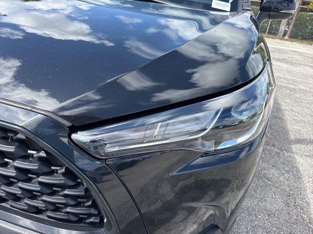 Toyota Corolla Cross Le In Hollywood Fl | 7Mubaaag4Rv088445 | Toyota Of Hollywood'S Amazinn Used Cars - Thumbnail 8