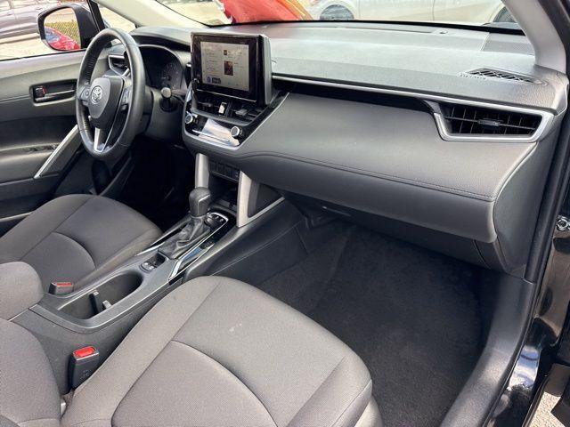 Toyota Corolla Cross Le In Hollywood Fl | 7Mubaaag4Rv088445 | Toyota Of Hollywood'S Amazinn Used Cars - Thumbnail 14