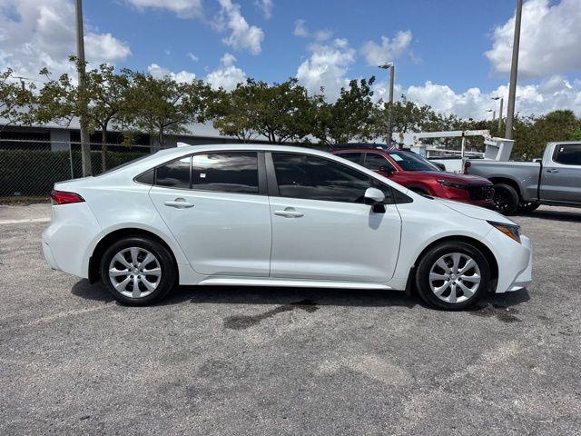 Toyota Corolla Le In Hollywood Fl | 5Yfb4Mdexsp323586 | Toyota Of Hollywood'S Amazinn Used Cars - Thumbnail 2