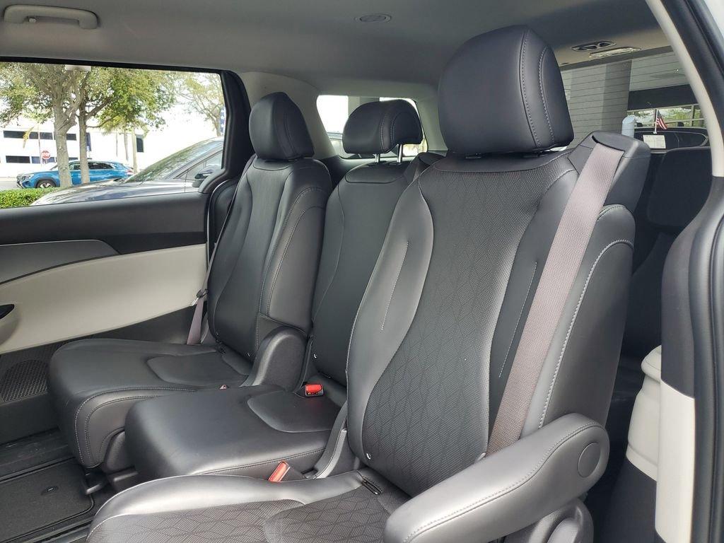 Kia Carnival Lx - Thumbnail 9