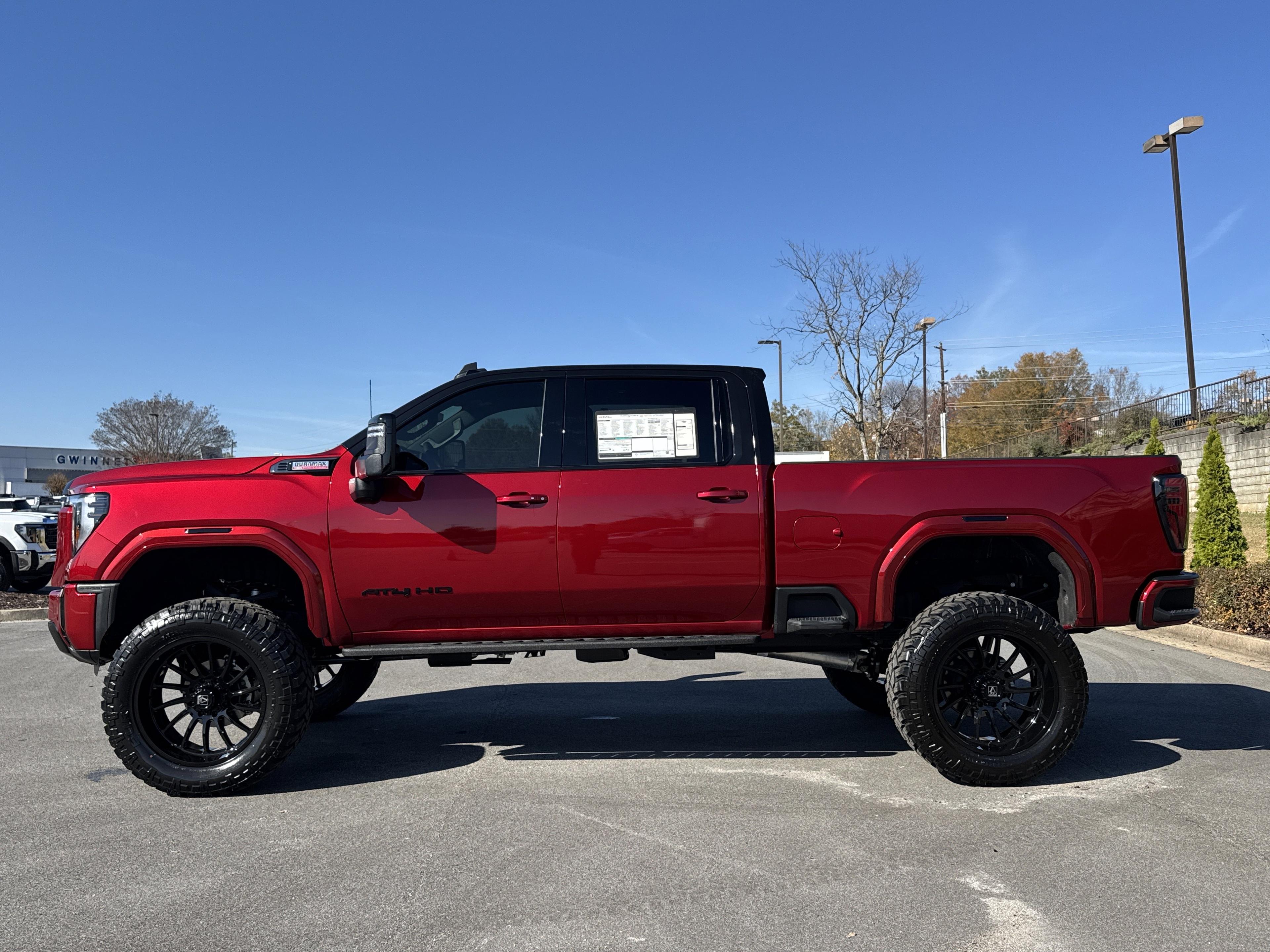 GMC Sierra 2500 Hd At4 Four Wheel Drive Crew Cab - Thumbnail 8