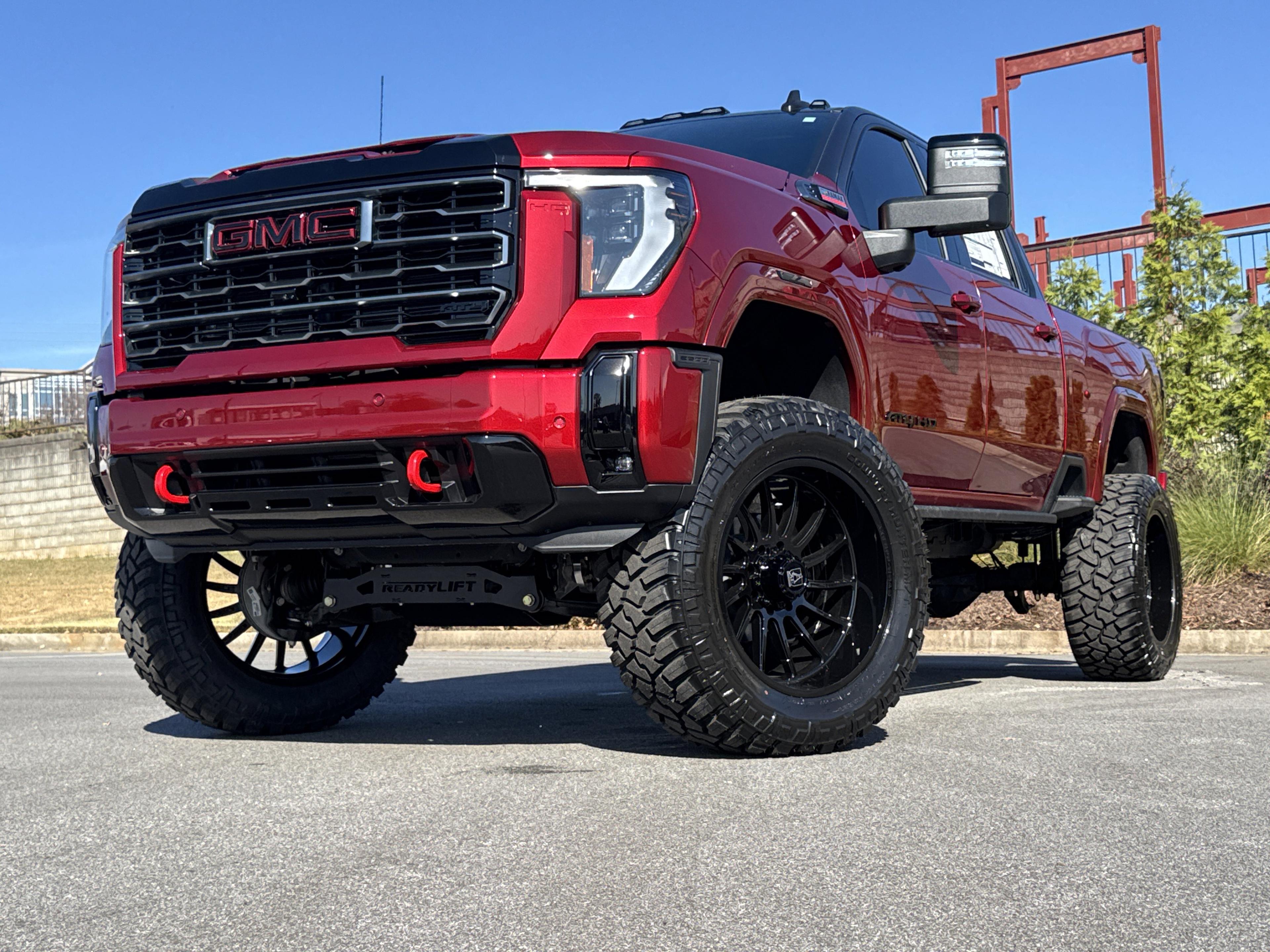 GMC Sierra 2500 Hd At4 Four Wheel Drive Crew Cab - Thumbnail 5