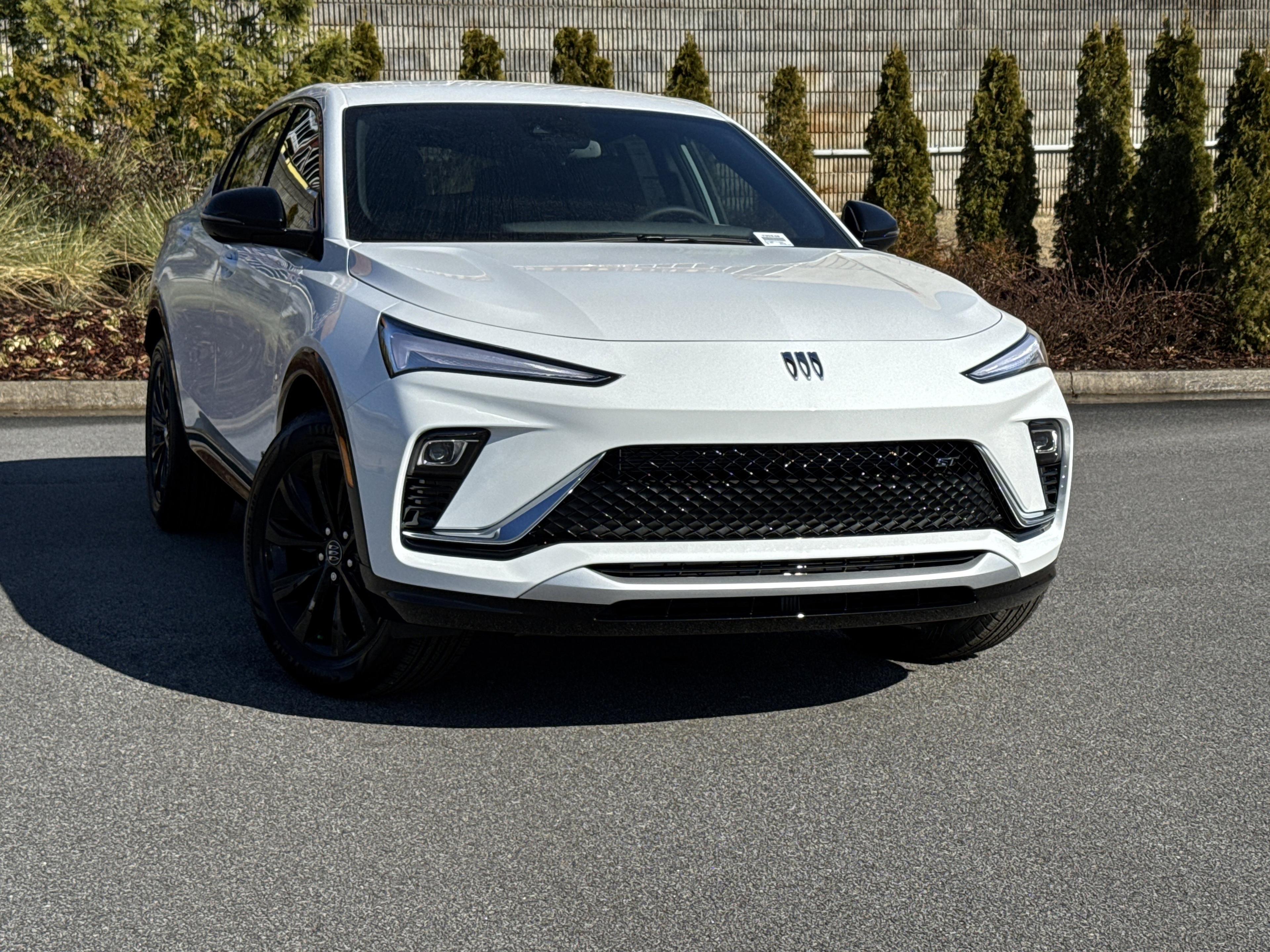 Buick Envista Sport Touring Front Wheel Drive Suv - View 1