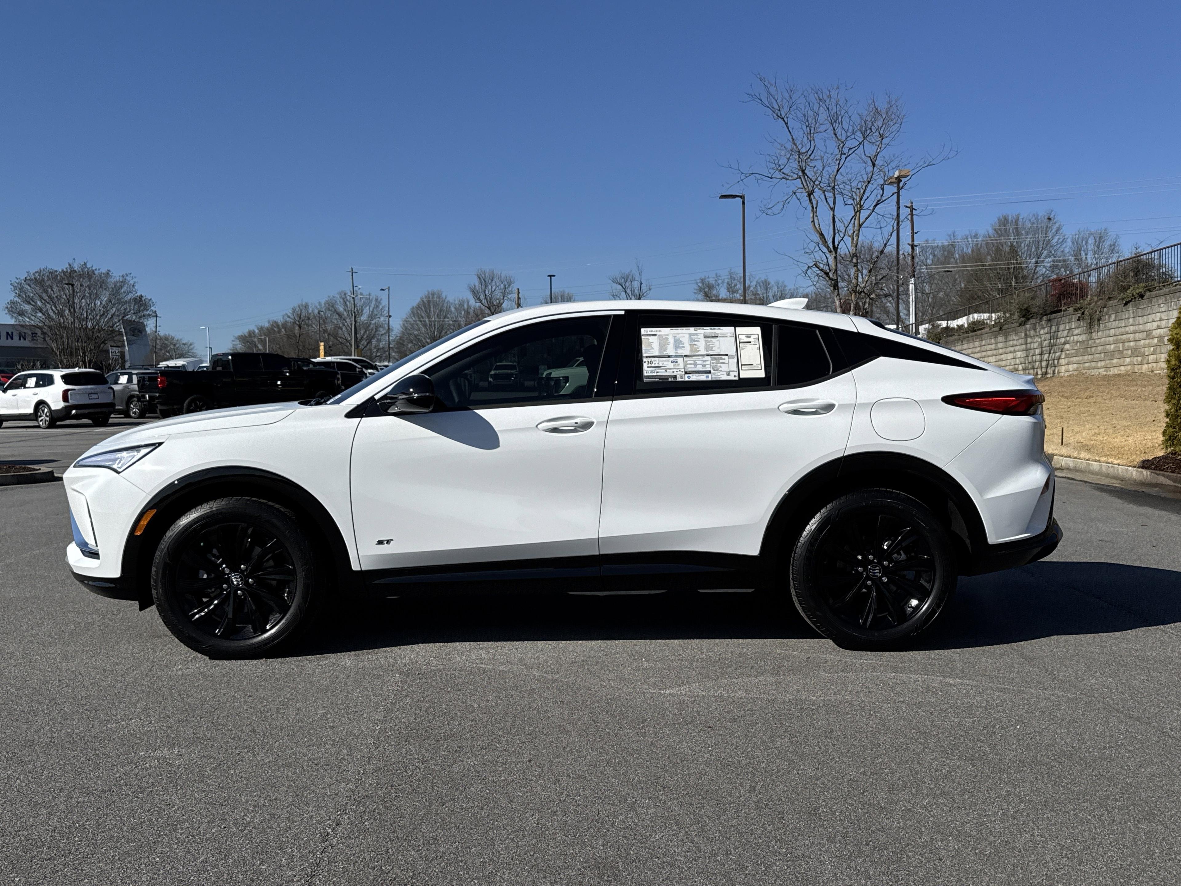 Buick Envista Sport Touring Front Wheel Drive Suv - Thumbnail 6