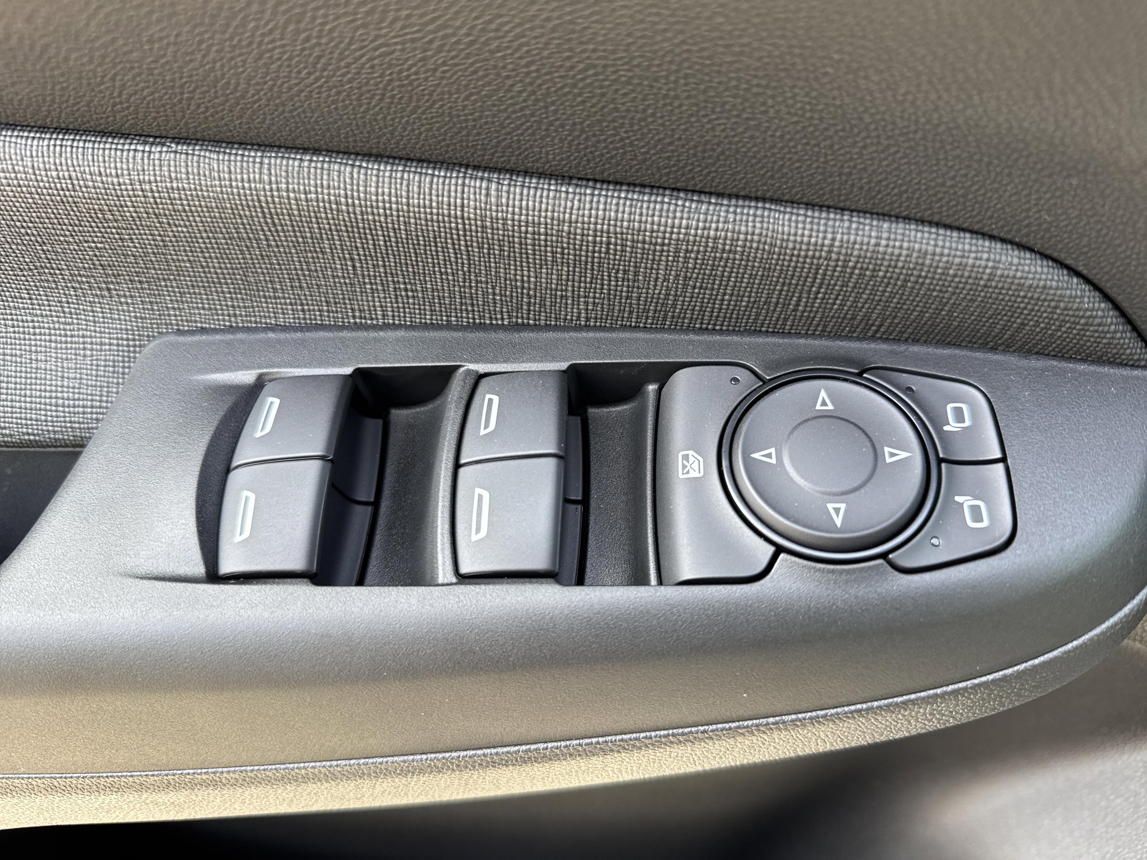 Buick Envista Preferred Front Wheel Drive Suv - Thumbnail 14