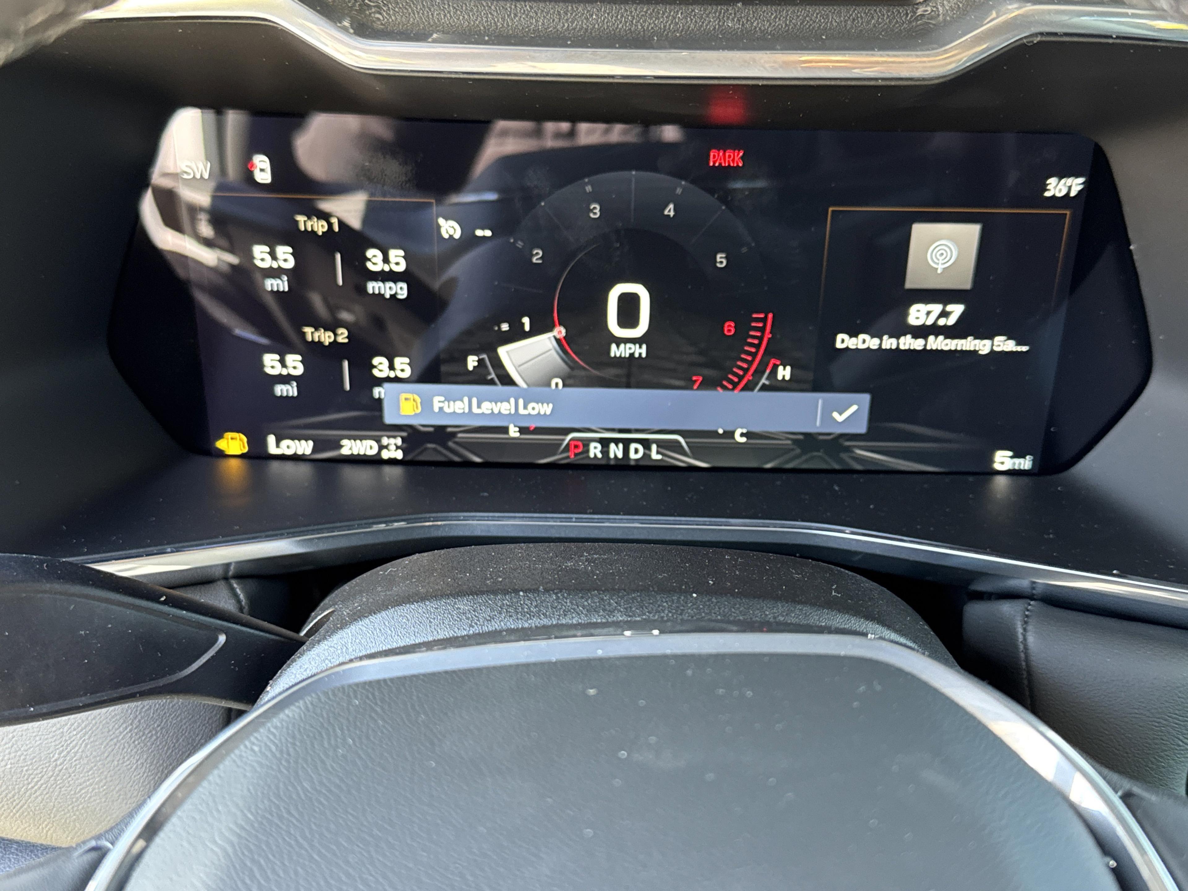 GMC Canyon Elevation Four Wheel Drive Crew Cab - Thumbnail 19