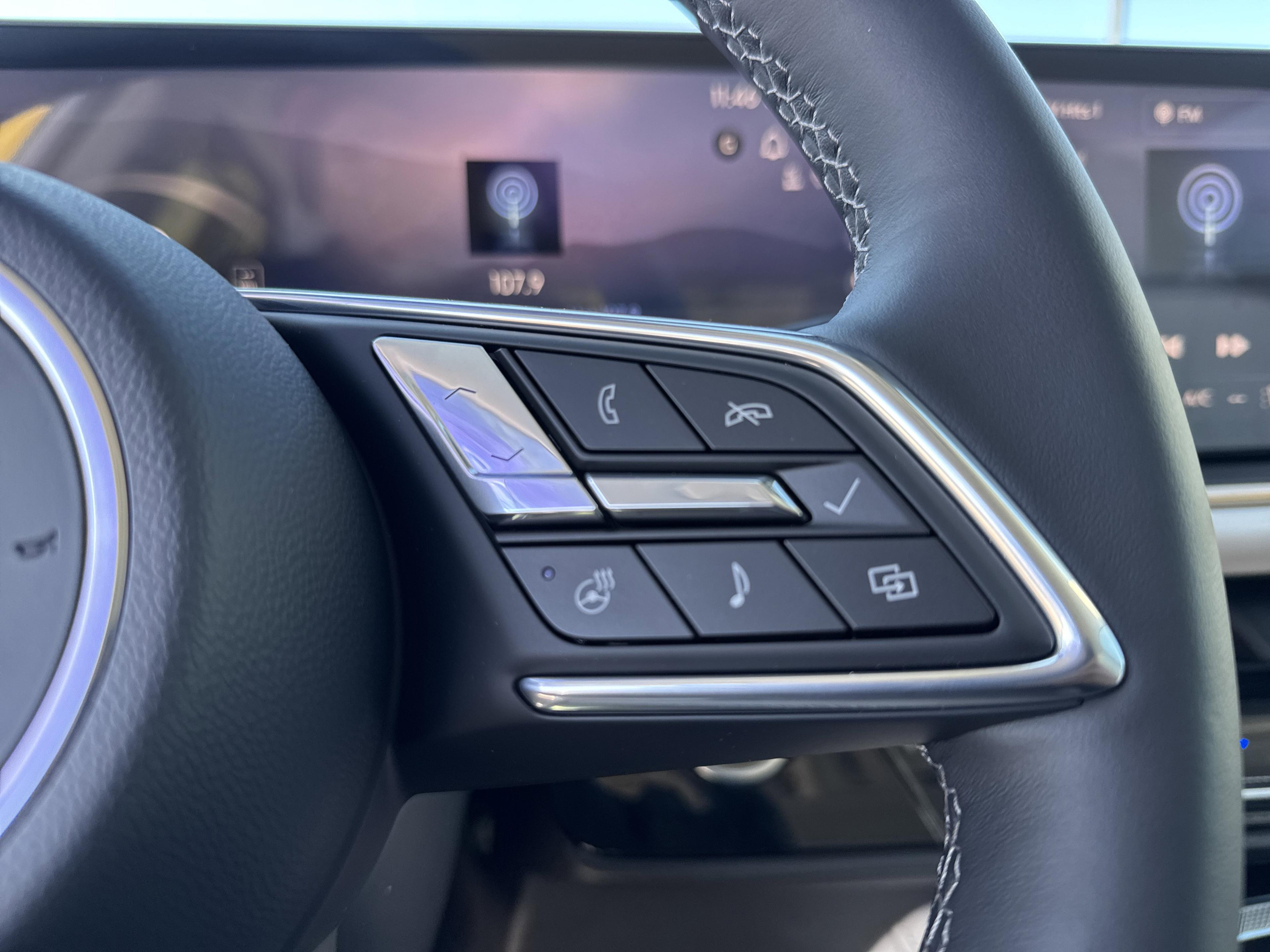 Buick Envision Avenir All Wheel Drive Suv - Thumbnail 18