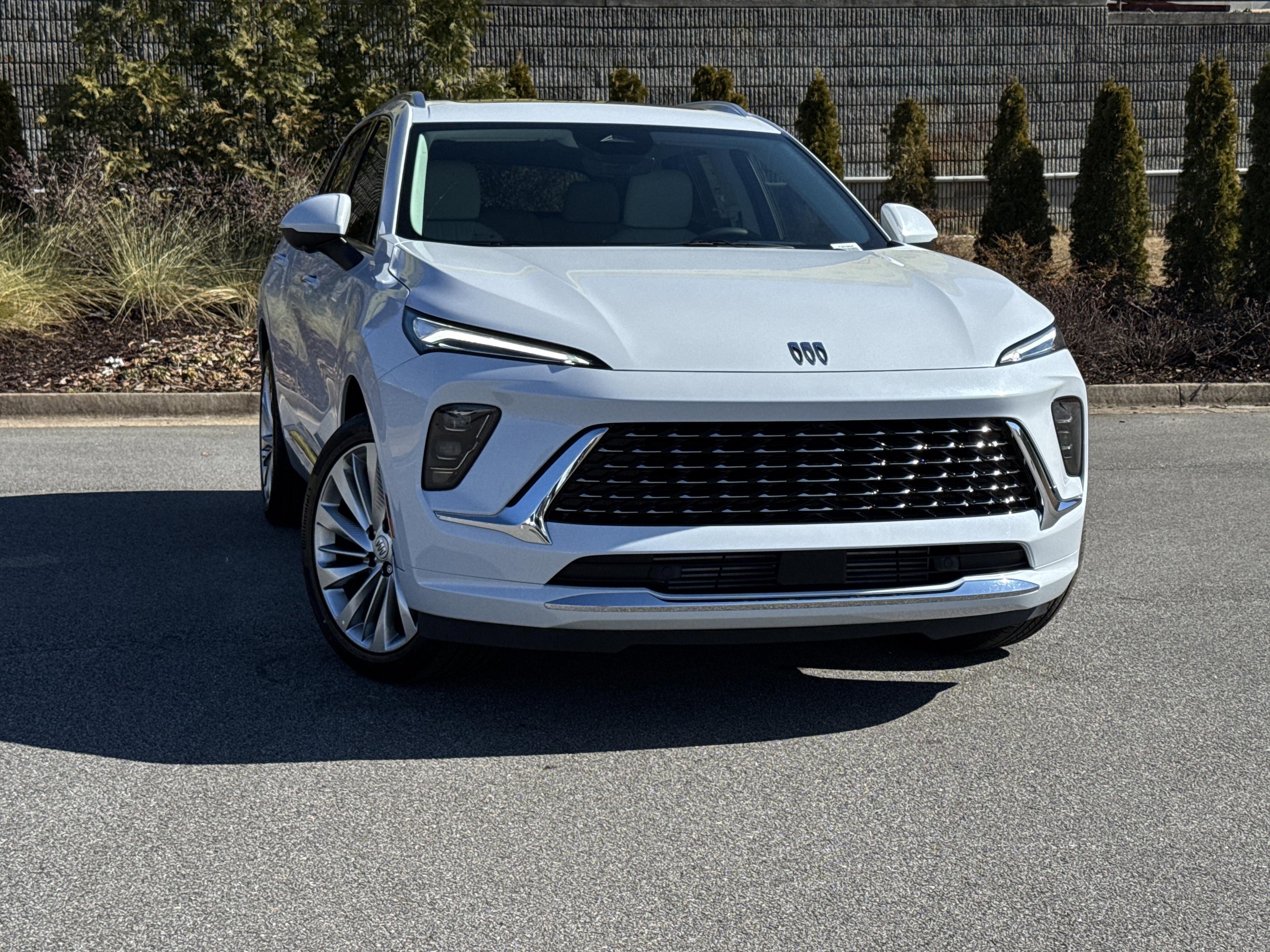 Buick Envision Avenir All Wheel Drive Suv - View 1