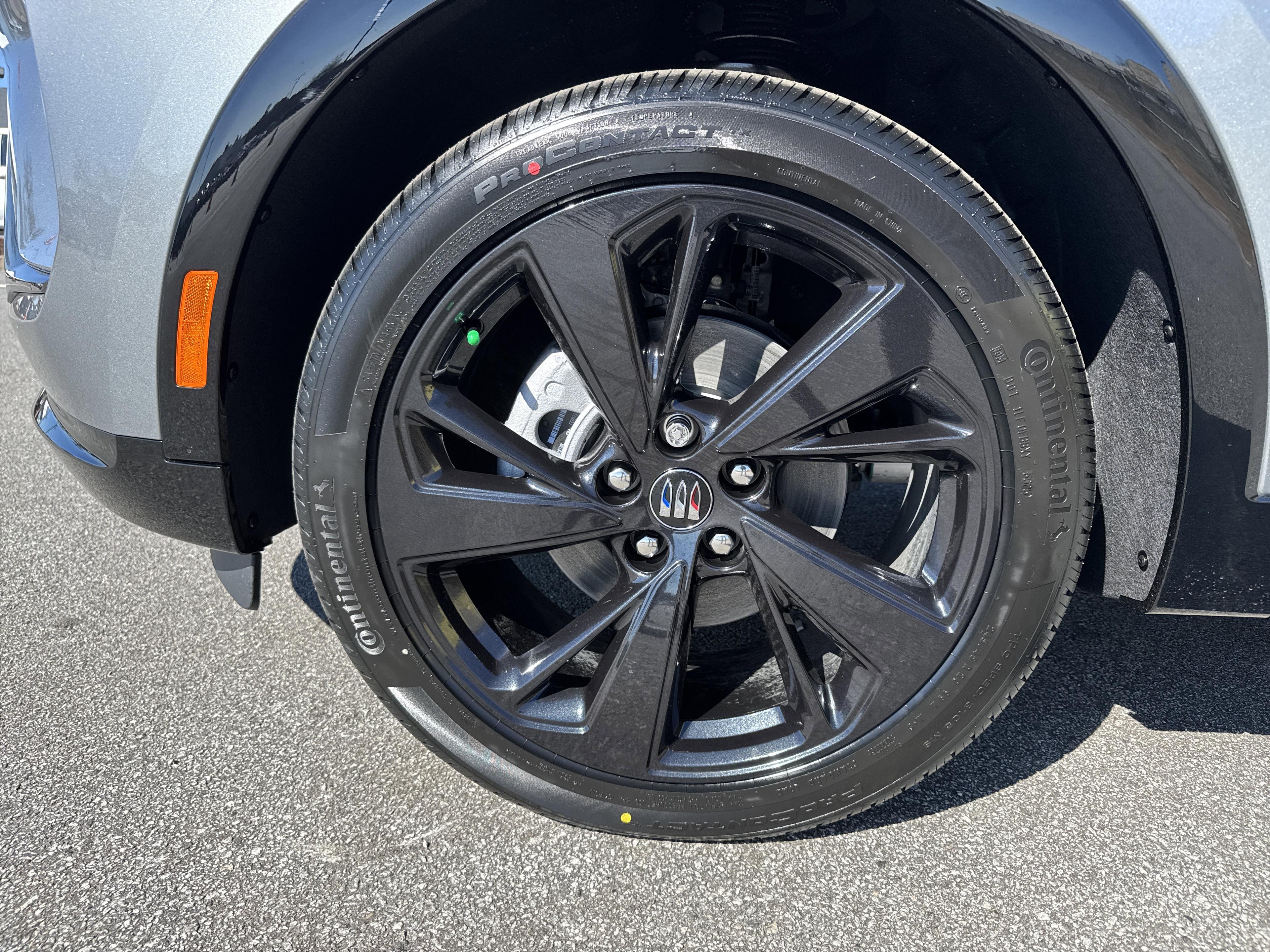 Buick Envision Sport Touring All Wheel Drive Suv - Thumbnail 12