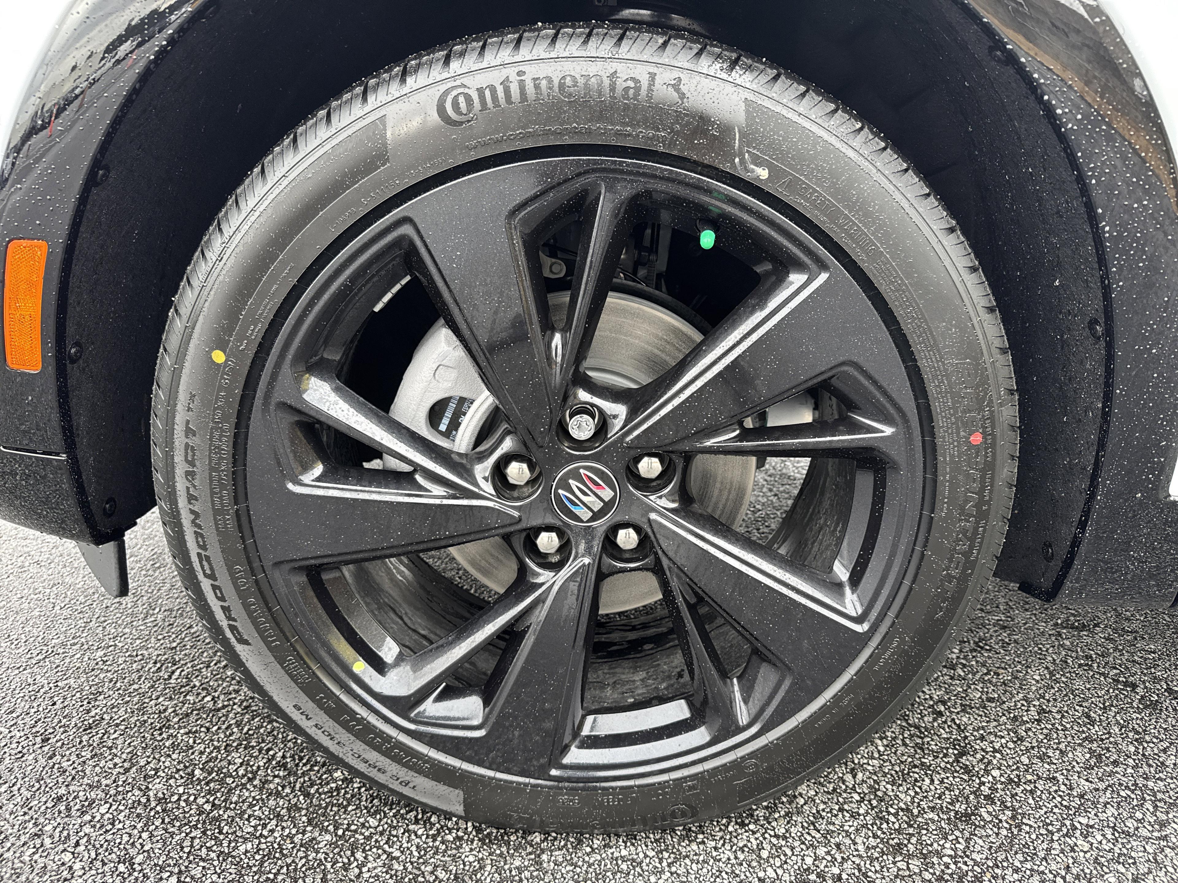 Buick Envision Sport Touring All Wheel Drive Suv - Thumbnail 12