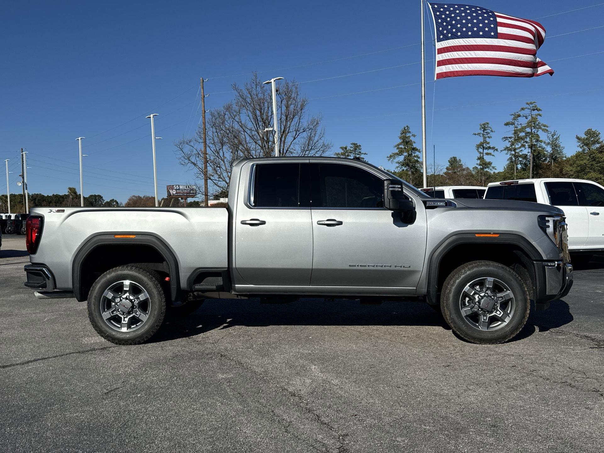 GMC Sierra 2500 Hd Sle Four Wheel Drive Double Cab - Thumbnail 10