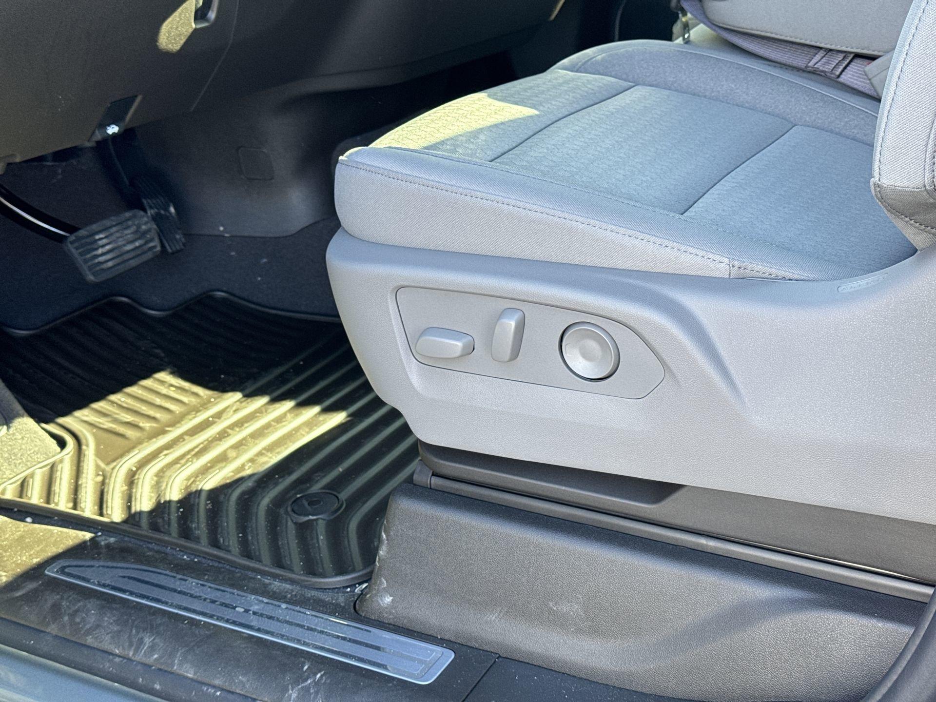 GMC Sierra 2500 Hd Sle Four Wheel Drive Double Cab - Thumbnail 16