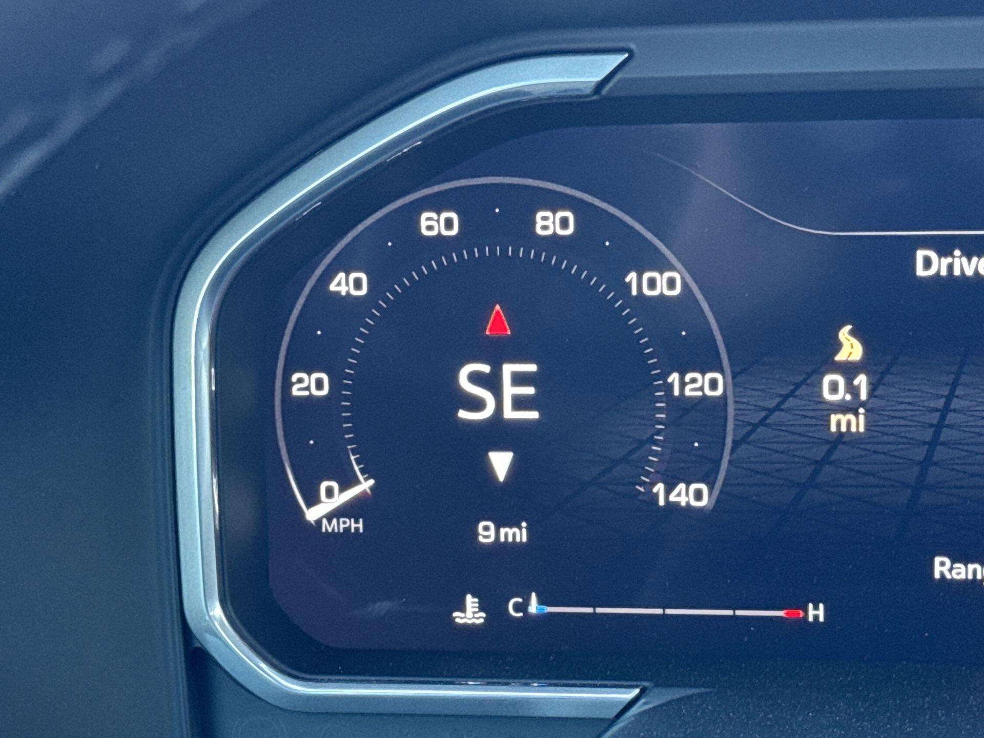 GMC Sierra 2500 Hd Denali Ultimate Four Wheel Drive Crew Cab - Thumbnail 20