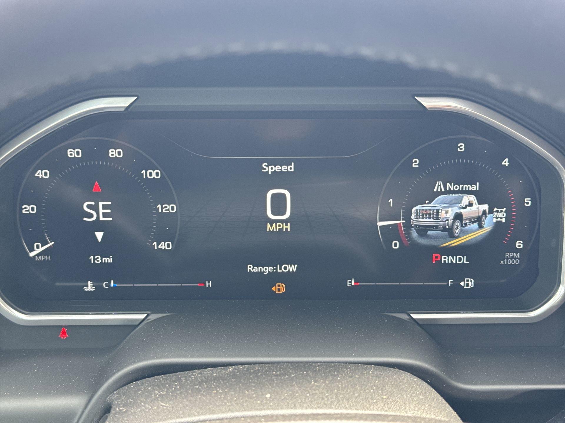 GMC Sierra 2500 Hd Denali Ultimate Four Wheel Drive Crew Cab - Thumbnail 20