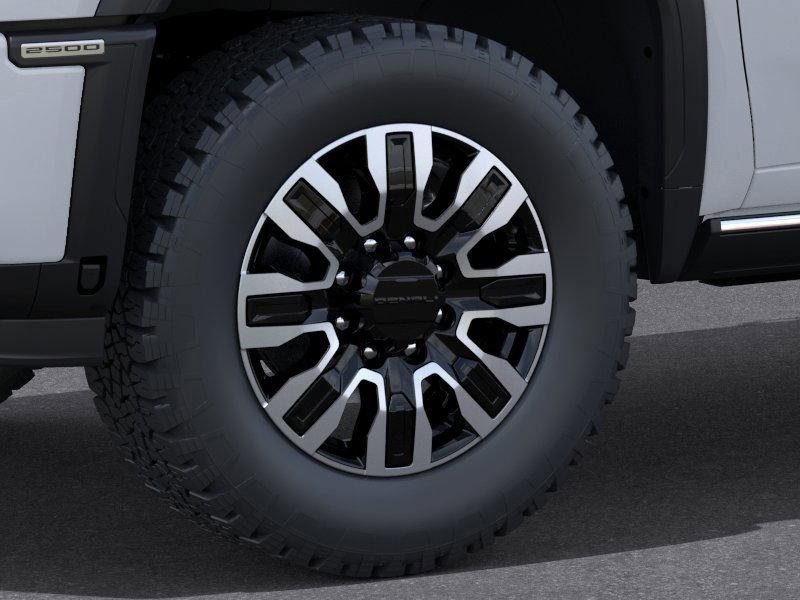 GMC Sierra 2500 Hd Denali Ultimate Four Wheel Drive Crew Cab - Thumbnail 9