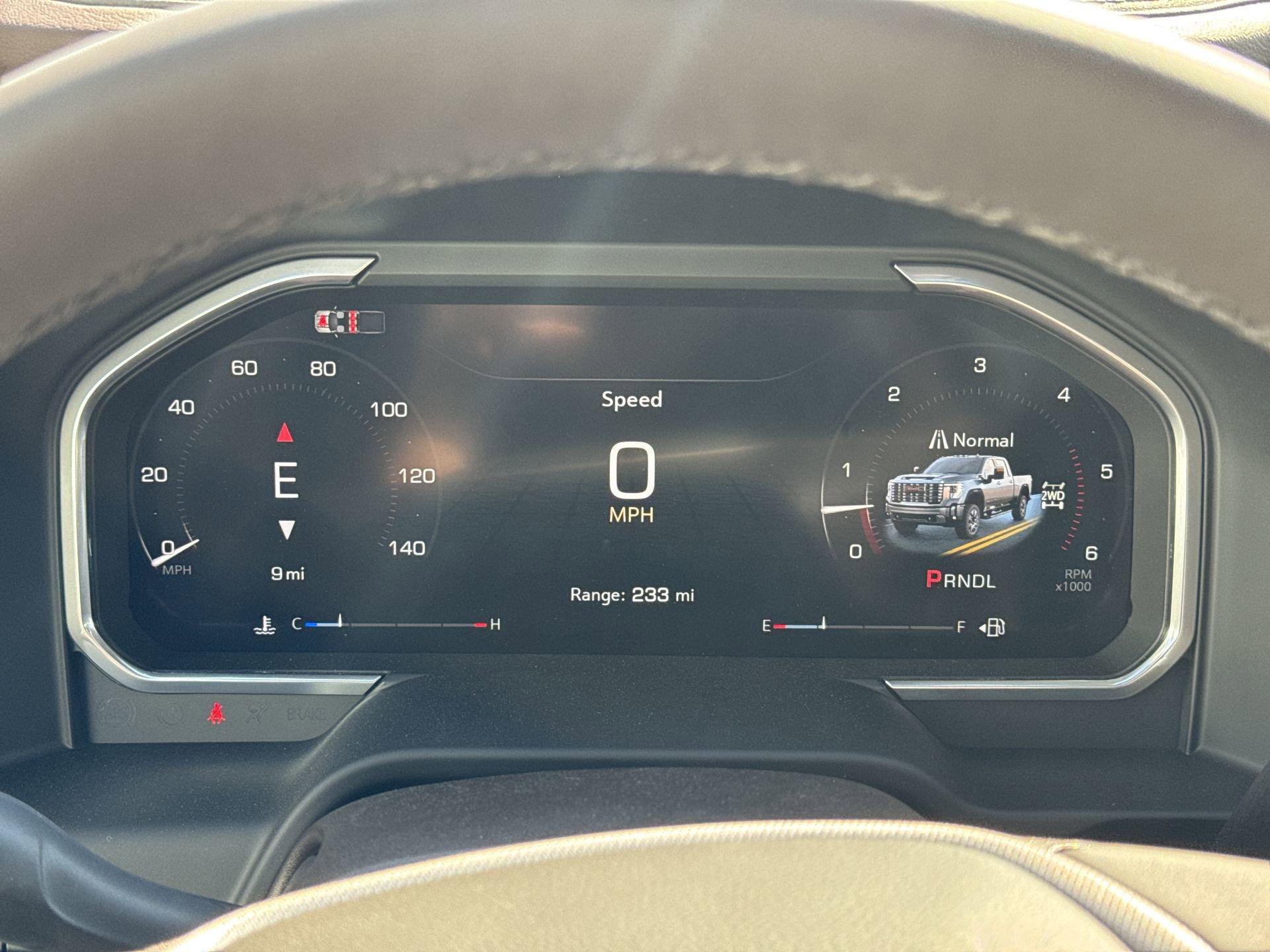 GMC Sierra 2500 Hd Denali Four Wheel Drive Crew Cab - Thumbnail 20