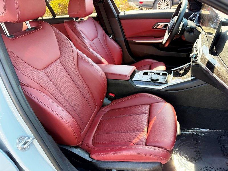 BMW 3 Series 330I Xdrive - Thumbnail 17