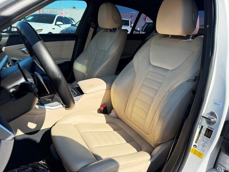 BMW 3 Series 330I - Thumbnail 14