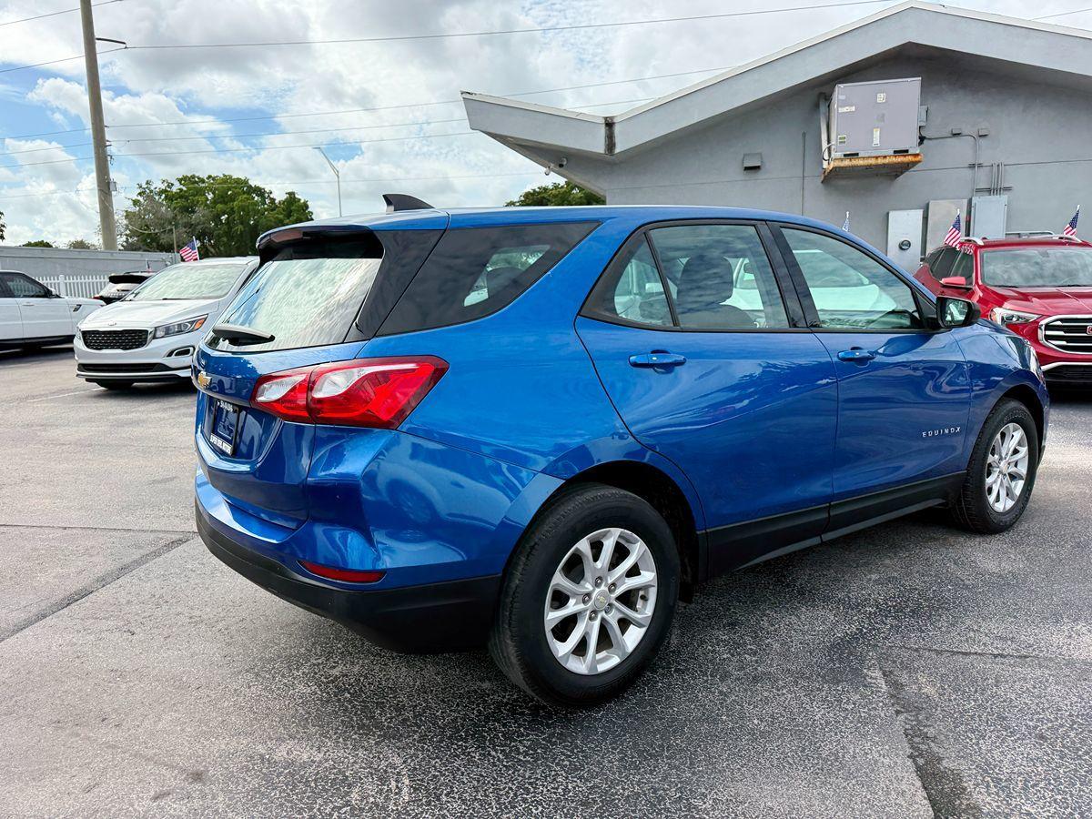 Chevrolet Equinox Ls - Thumbnail 6