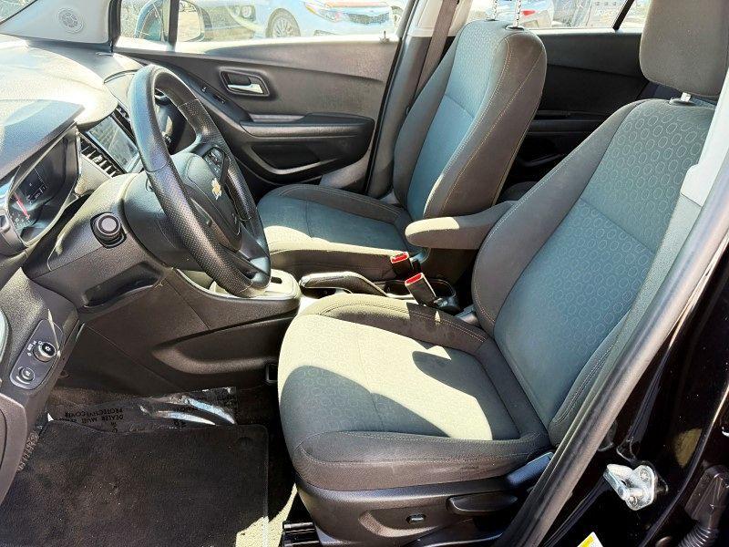 Chevrolet Trax Ls - Thumbnail 14