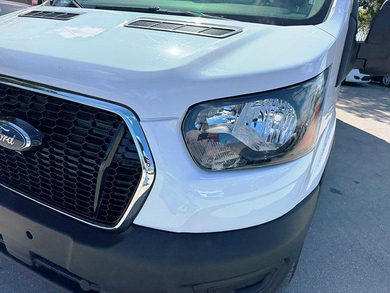 Ford Transit Cargo Van - Thumbnail 11