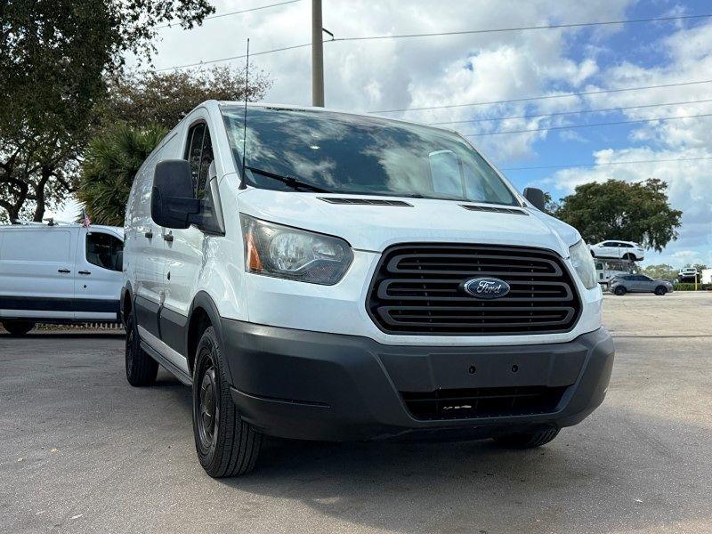 Ford Transit Van - Thumbnail 4