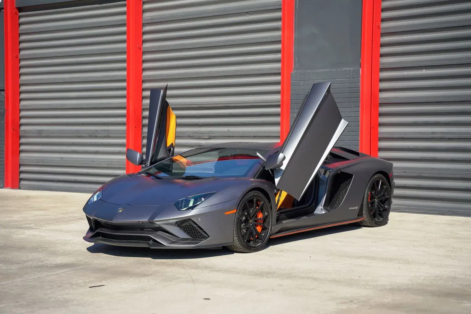 Lamborghini Aventador Lp740-4S - Thumbnail 2