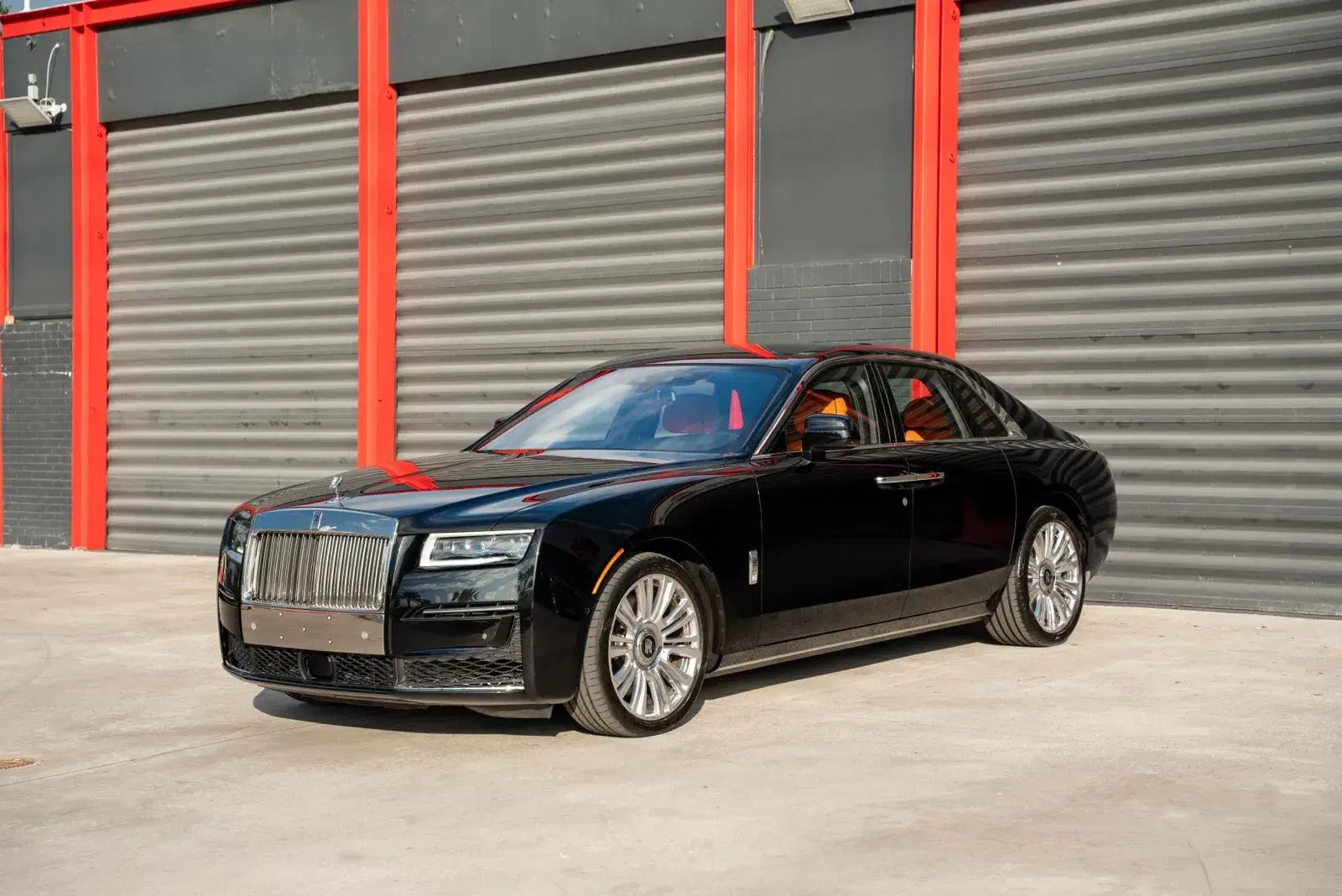 Rolls-Royce Ghost - Thumbnail 2