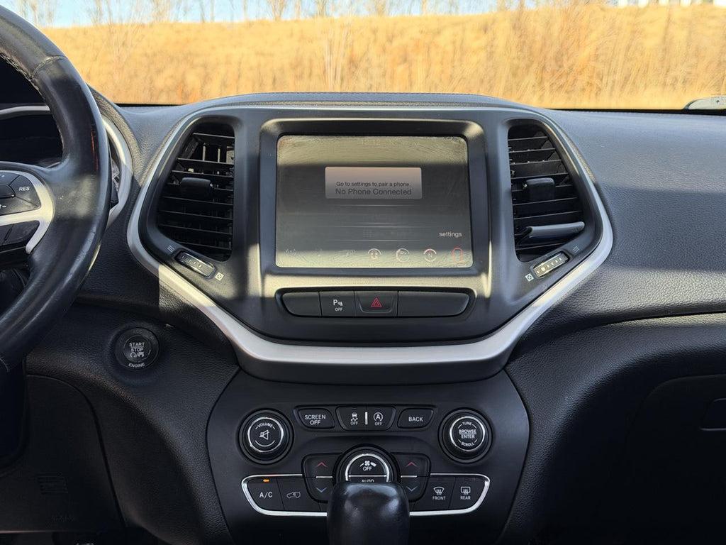 Jeep Cherokee Limited V6 - Thumbnail 13