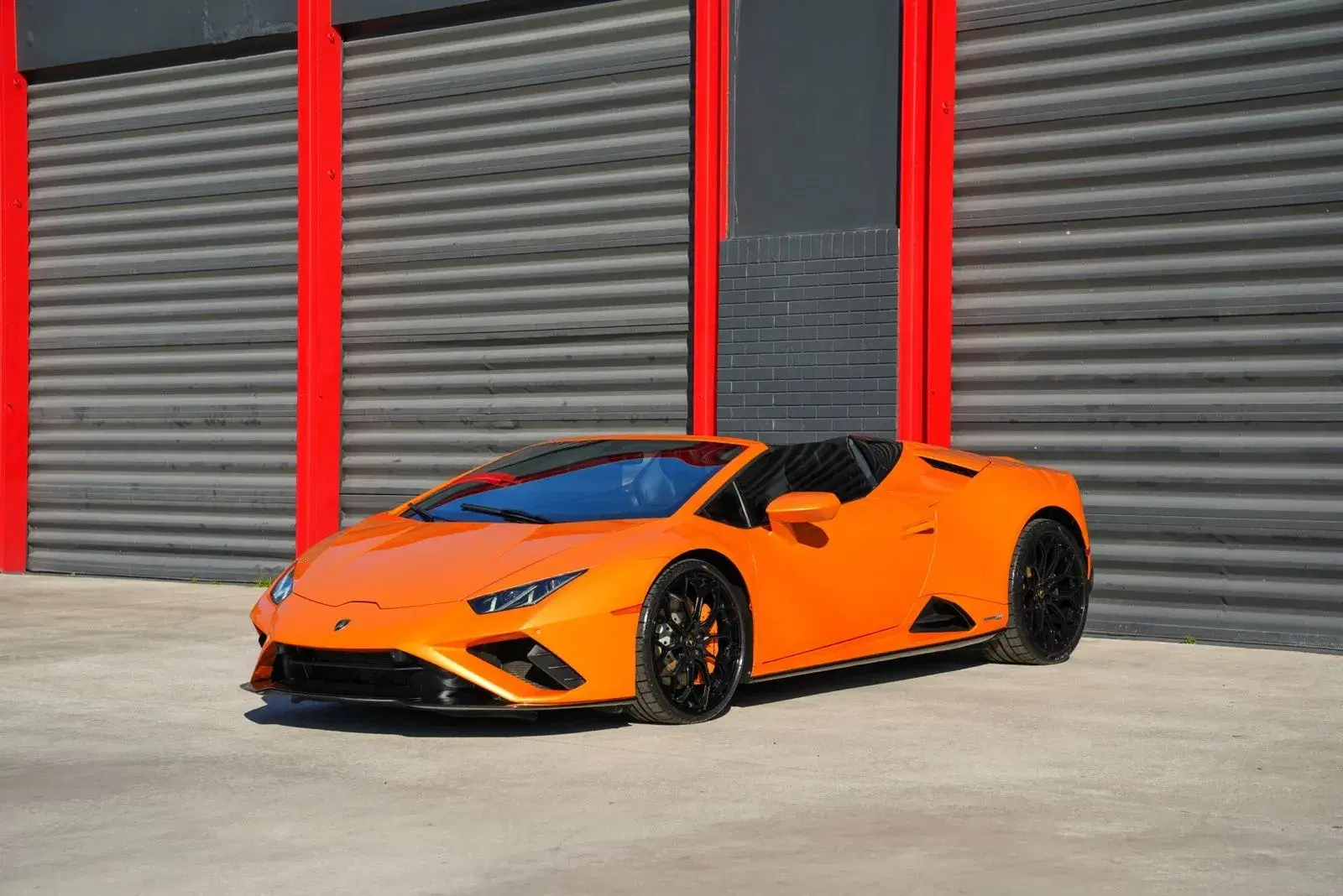 Lamborghini Huracan Evo - View 1