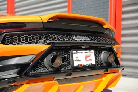 Lamborghini Huracan Evo - Thumbnail 5