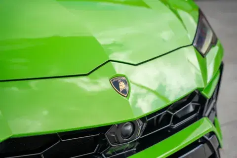 Lamborghini Urus Pearl Capsule - Thumbnail 5