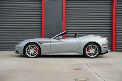 Ferrari California T - Thumbnail 5