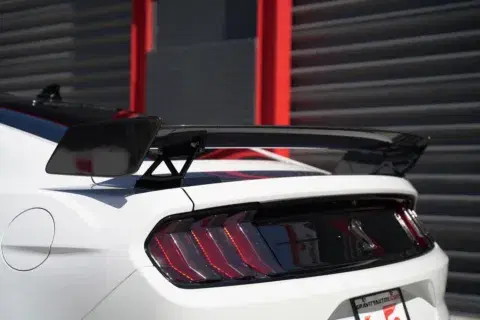 Ford Mustang Shelby Gt500 - Thumbnail 5