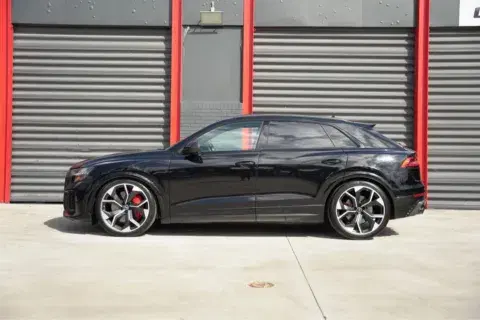 Audi Rs Q8 4.0T - Thumbnail 3