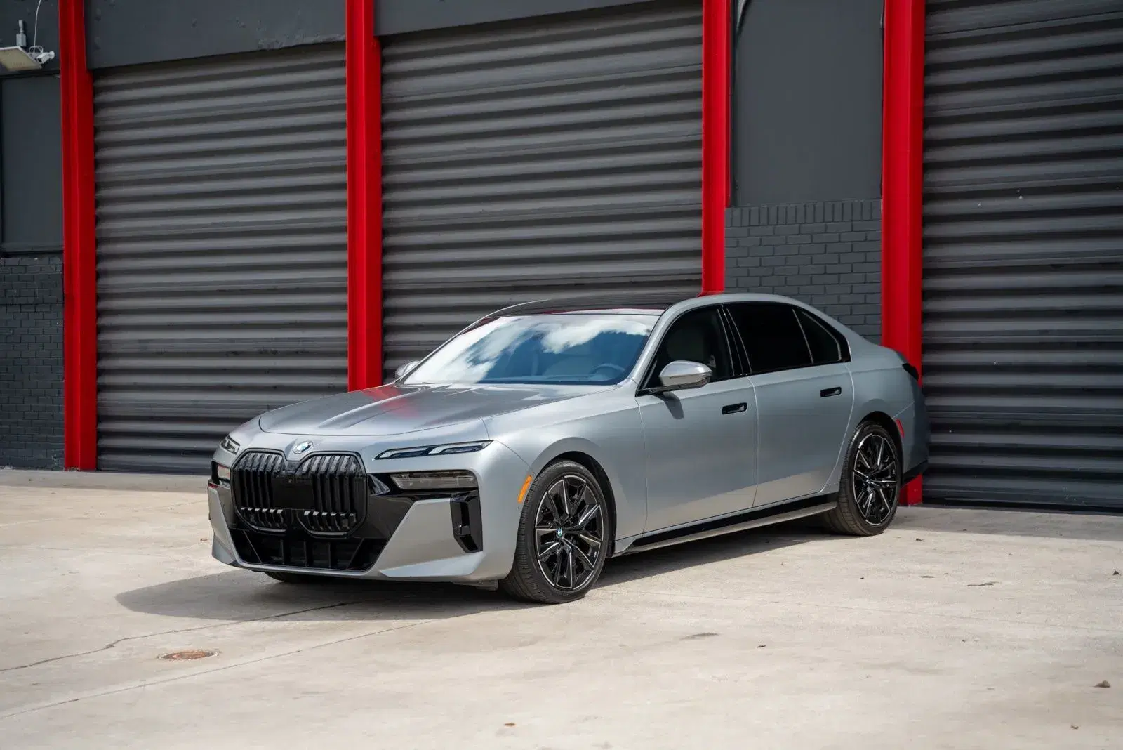 BMW 7 Series 760I Xdrive - View 1