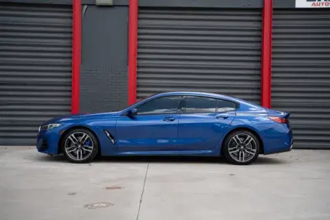 BMW 8 Series 840 - Thumbnail 3