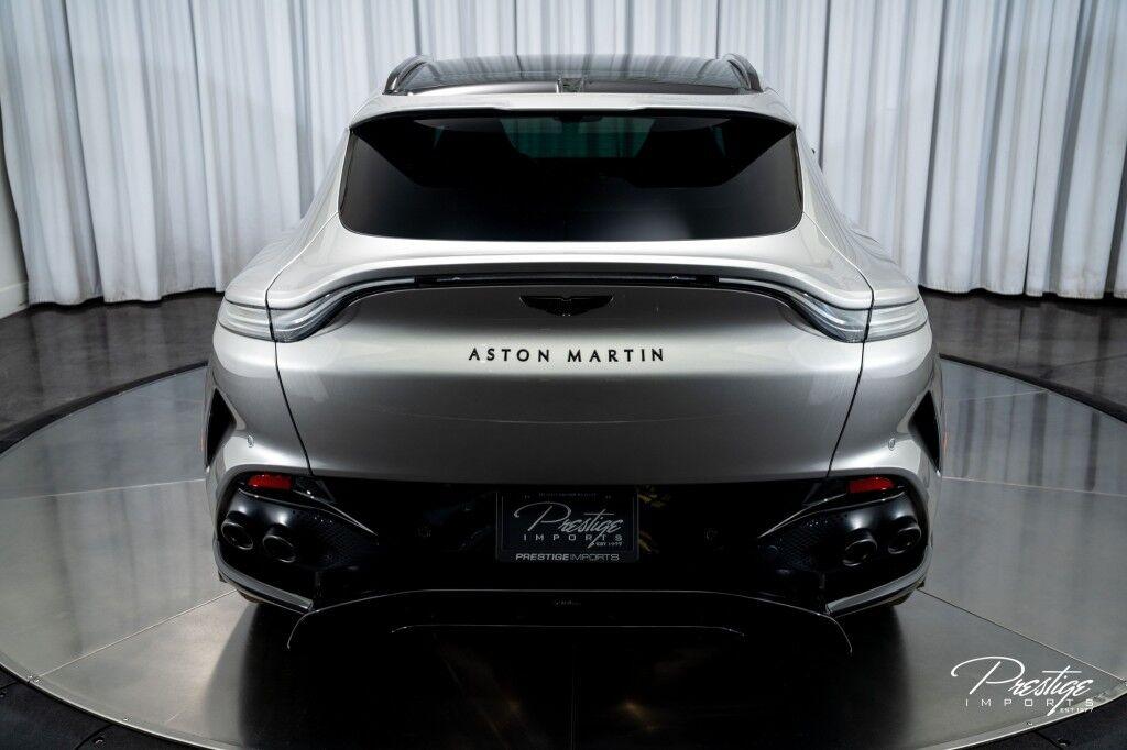 Aston Martin DBX - Thumbnail 16