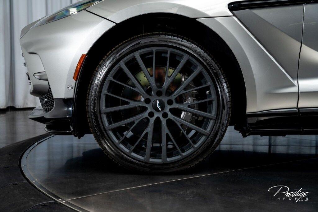 Aston Martin DBX - Thumbnail 11