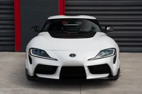 Toyota Supra 2.0 - Thumbnail 3
