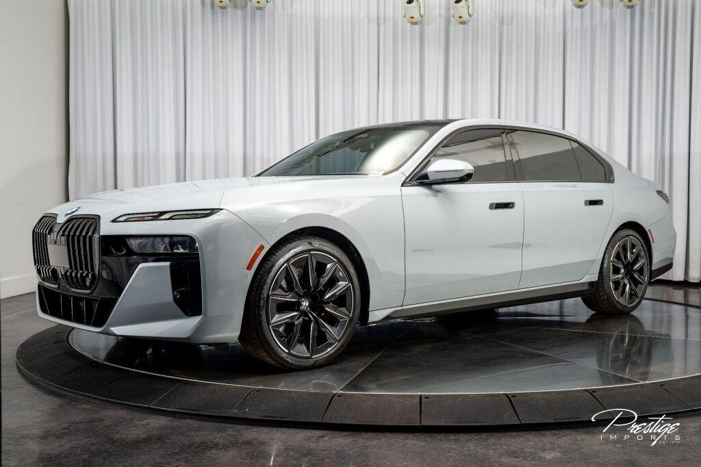 BMW 7 Series - Thumbnail 8